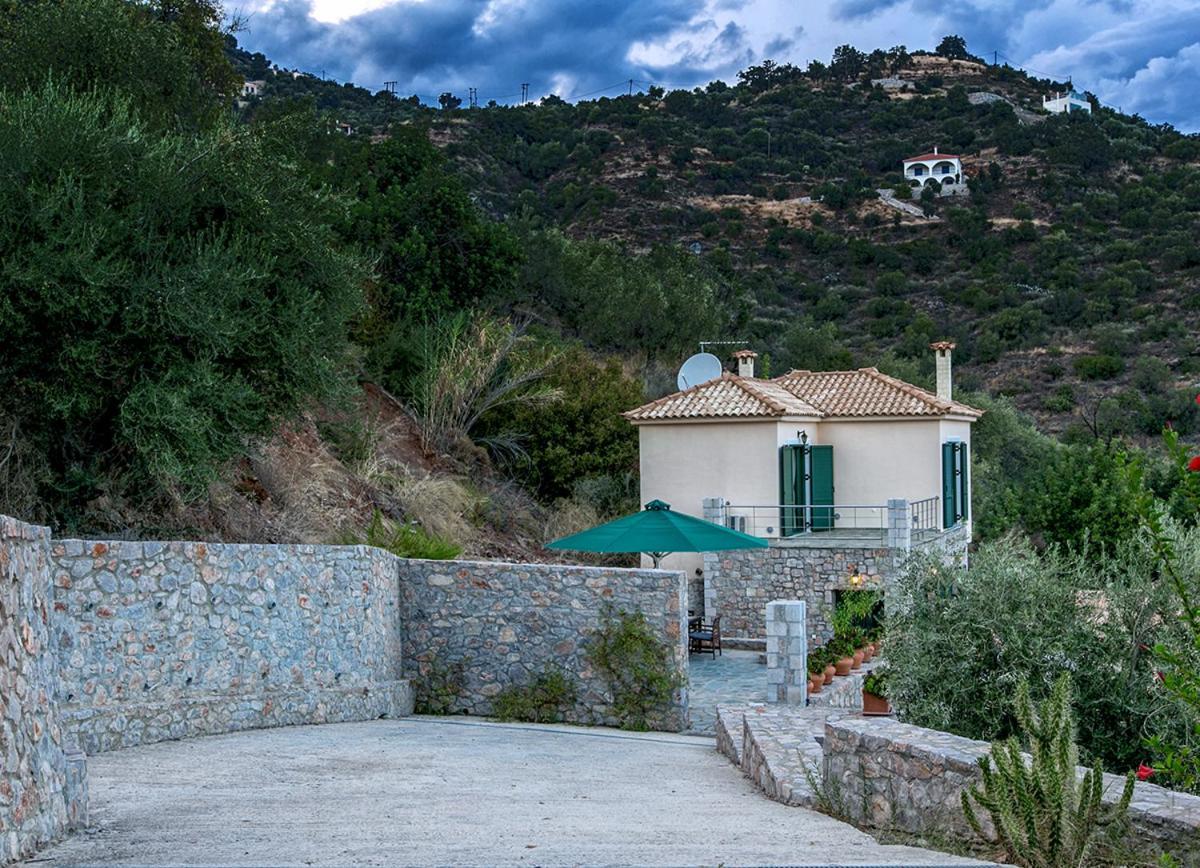 Kissakas Villas Leonídion Exterior foto